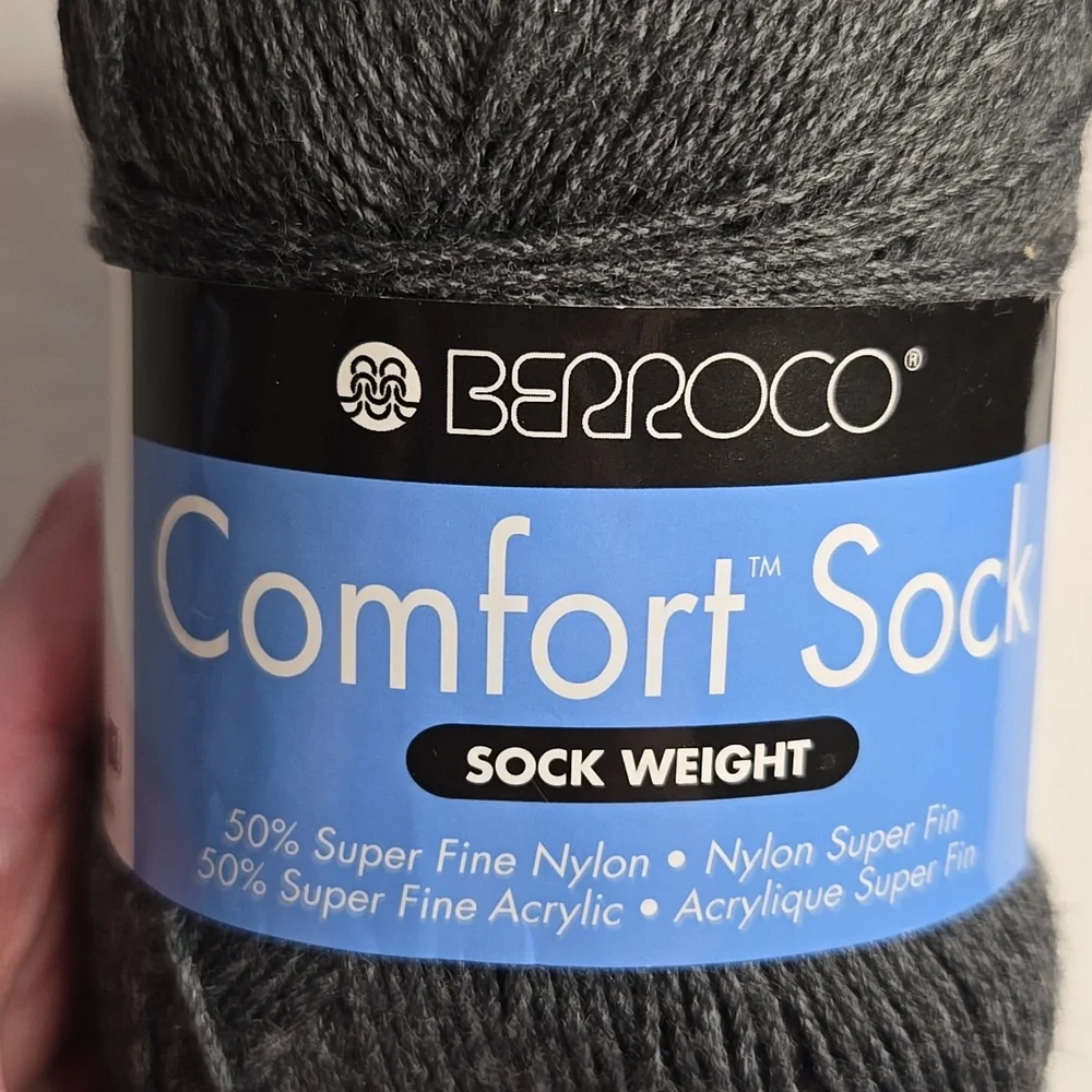 NWT Berroco Comfort Sock Sock Weight Grey Gray Yarn 50/50 Nylon Acrylic Blend